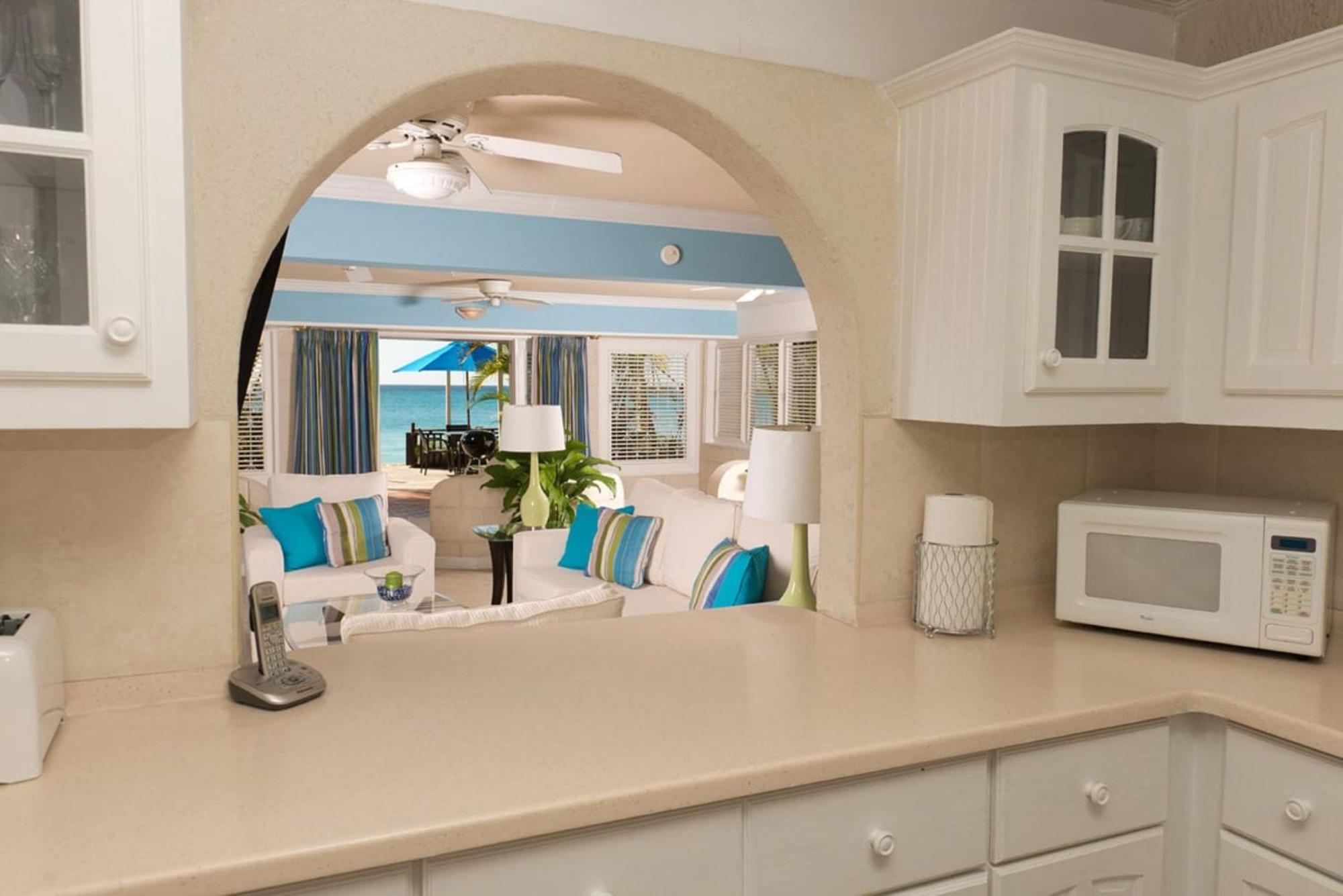 Bora Bora By Blue Sky Luxury Apartment Paynes Bay Ruang foto