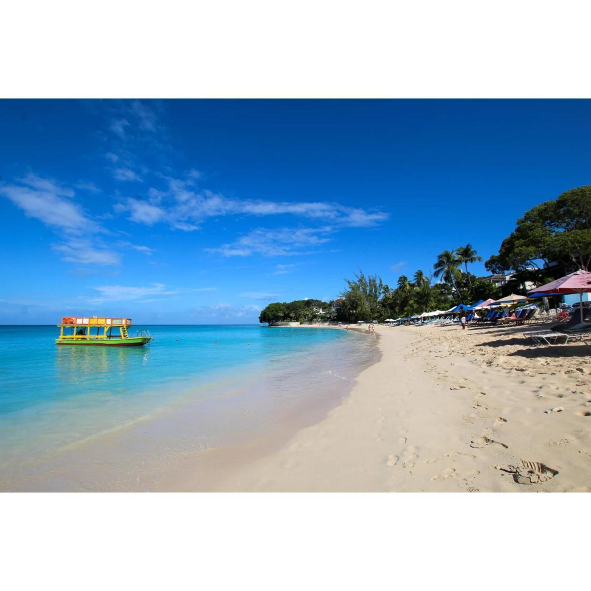Bora Bora By Blue Sky Luxury Apartment Paynes Bay Ruang foto